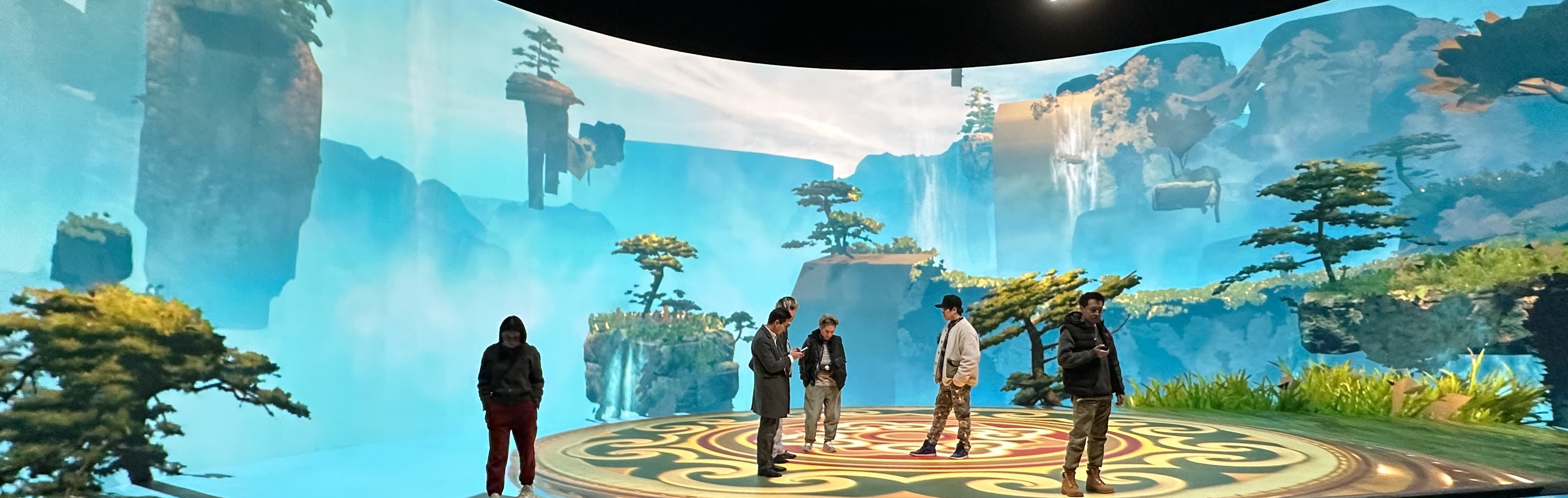 床面から曲面LEDバーチャルビジョン